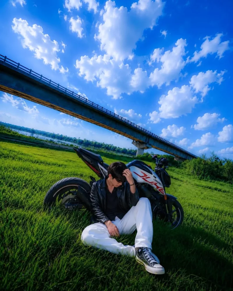 Instagram Viral Biker Ai photo Editing Prompt